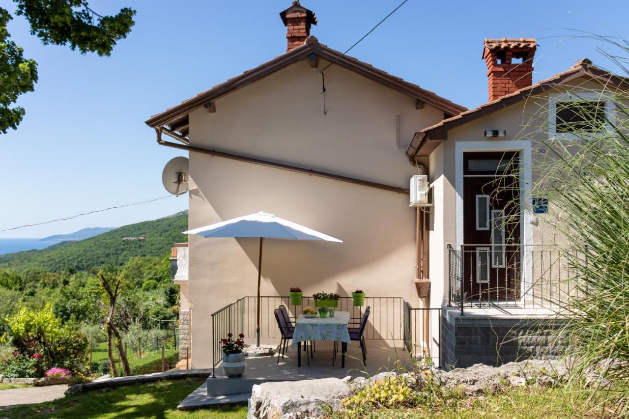 Apartman Danijela Zagorje Exterior photo